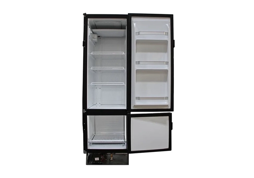 Réfrigérateur NovaKool_RFU7100D (12-24 volts) 6.8 pi³ (192 L)